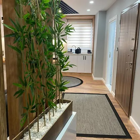 Daire Merkezi Bir Konum Antalya