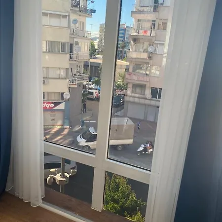 Merkezi Bir Konum Apartament